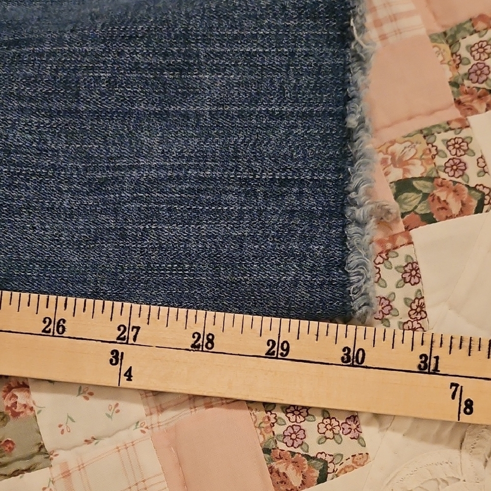 Judy Blue Tall Bootcut Distressed Jeans- Size 3/26 - Picture 5 of 10